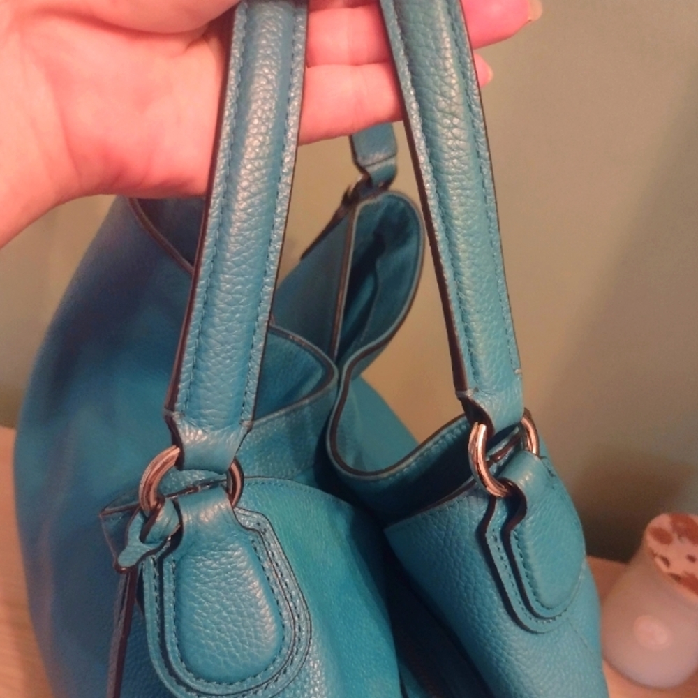 Coach Edie 31 Shoulder Bag Pebble Leather - Picture 15 of 16